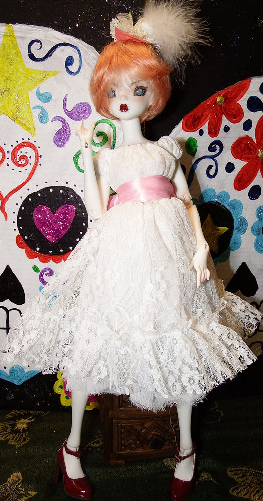 BJD Elizabeth in White Dress with Pink Ribbon