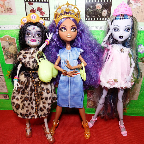 Barbie Fashion and Other Dollies