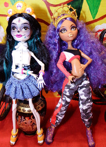 Monster High Red Camo and Blue Skirt Photoshoot