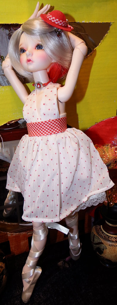 BJD Dollmore Odette in Polka Dot Dress with Short Wigs