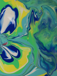 Pouring Painting Synesthesia Classical Music: Green Blue Flower and Spiky Red Star
