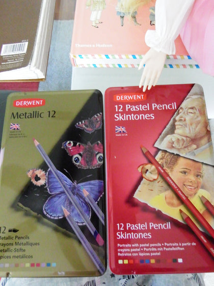 artsy sister,derwent,metallic pencils