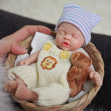 MYREBABY 7 Inch Reborn Baby Doll ，Silicone Doll Girl Linda Mini Realistic Newborn Baby Dolls Silicone Full Body Stress Relief