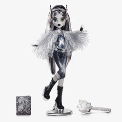 Monster High SDCC 2022 Exclusive Voltageous Frankie Stein Doll