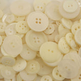 Buttons Galore BB18 Bonanza, Ivory