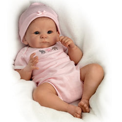 The Ashton - Drake Galleries Tasha Edenholm So Truly Real Lifelike Poseable Baby Girl Doll: Little Peanut - 17"