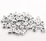 EZreal-800 Pcs White Acrylic Alphabet Letter"A-Z" Cube Beads for Jewelry Making, DIY Bracelets,