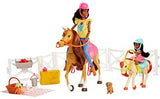 Barbie Mattel GLL82 Hugs N Horses Playset, Brunette