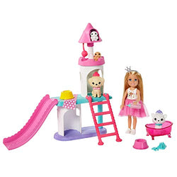 Barbie Princess Adventure Chelsea Pet Castle Playset, with Blonde Chelsea Doll (6-inch), 4 Pets and Accessories, Gift for 3 to 7 Year Olds