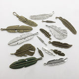 100g (about30-32pcs) Craft Supplies Mixed Feather Pendants Beads Charms Pendants for Crafting,