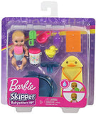 Barbie Skipper Babysitters Inc. Feeding and Bath-Time Playset with Color-Change Baby Doll, Bathtub, Popsicle Sponge and Bath-Time Accessories Including Duck-Shaped Towel