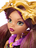 Monster High Ghoul to Wolf Clawdeen Wolf Transformation Doll