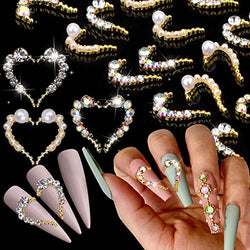 30 PCS Heart Nail Art Charms, TOROKOM Valentine Heart Nail Art Rhinestone Pearl Colored White Crystal Gems Nail Diamond for Girl Women DIY Nail Art Decoration (15 Pairs, 3 Styles)