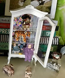 Dollhouse Display Shelf 1:12 Wood Furniture with Mirror Miniature Bookshelf Cabinet Mini Doll House Decoration Accessories Living Room Pretend Play Scene