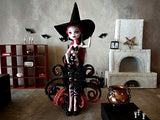 Miniature garland Halloween favor dollhouse decoration. Black bat room box fall party accessory.