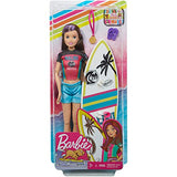 Barbie Dreamhouse Adventures Skipper Surf Doll, Approx. 11-Inch in Surfing Fashion, with Surfboard and Accessories, Gift for 3 to 7 Year Olds