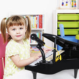 ANTAPRCIS 31 Keys Piano Keyboard Toy with Microphone, Audio Link with Mobile MP3 Ipad, Black
