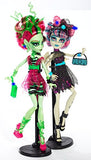 Monster High Zombie Shake Rochelle Goyle and Venus McFlytrap Doll (2-Pack)