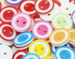 RayLineDo One Pack of 50Pcs Mixed Bright Candy Circle Color 2 Holes 4 Holes Crafting Sewing DIY