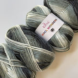 Wool Wonders Variegated Self-Striping Worsted Weight Yarn #4, Woolen Yarn for Scarves, Blanket and Garments, 4-Skeins Bulk Size, 400g/640yds (Domino Gray)