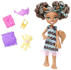 Monster High Monster Family Pawla Wolf Doll