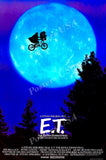 Posters USA - E.T. Movie Poster GLOSSY FINISH - MOV442 (24" x 36" (61cm x 91.5cm))