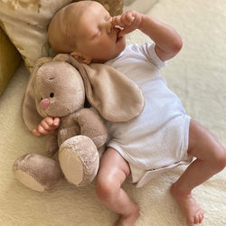 WOOROY Realistic Reborn Baby Dolls Boy - 18 Inch Lifelike Silicone Baby Doll Real Life Baby Dolls That Look Real Sleeping Soft Weighted Newborn Baby Doll Gift Toy for Age 3+