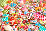 RayLineDo One Pack of 50g Over 100pcs Buttons Mixed Colours of Various Plain Round DIY Buttons