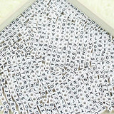 EZreal-800 Pcs White Acrylic Alphabet Letter"A-Z" Cube Beads for Jewelry Making, DIY Bracelets,