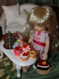 artsy sister, cake, miniature
